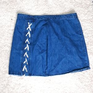 Denim skirt